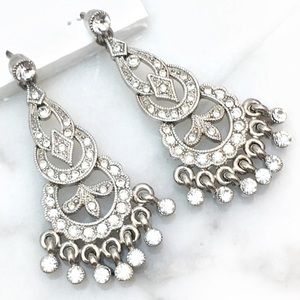 Cherryl's Jewelry - Art Deco Influenced Silvertone Mini Chandeliers Cherryl's Jewelry - Art Deco Influenced Silvertone Mini Chandeliers